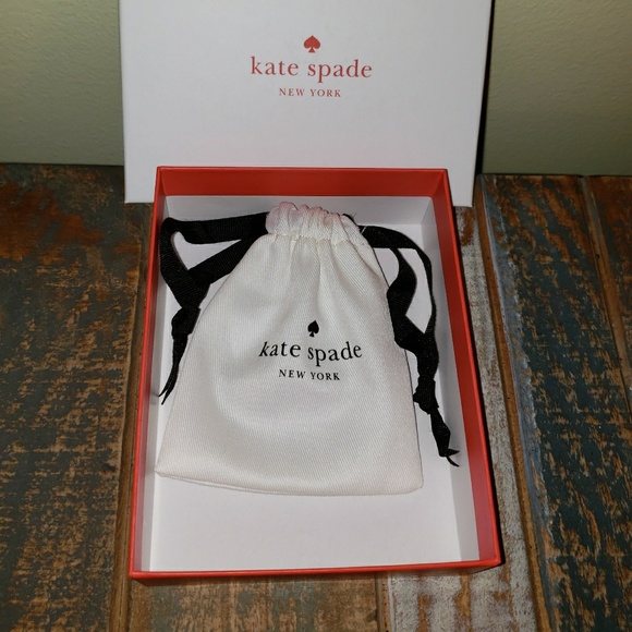 KATE SPADE EARRINGS😍 - Picture 5 of 5